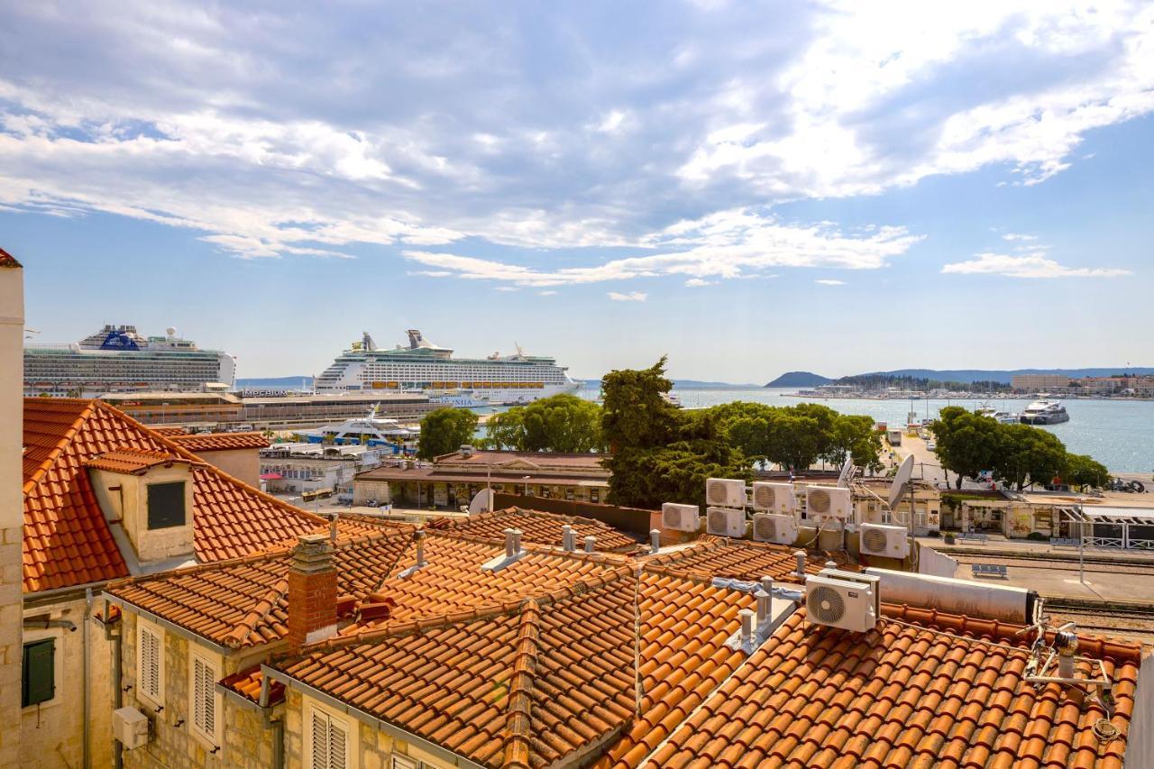 Luxury Apartment Olavia Rooftop Terrace & Seaview スプリト エクステリア 写真